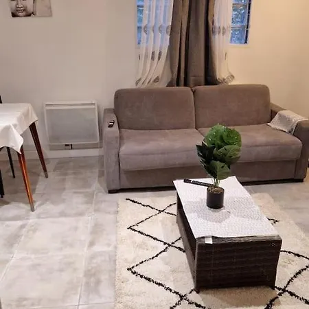 En Appartement *